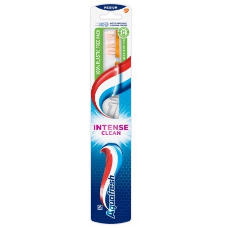 Зубная щетка Aquafresh Intense Clean Medium