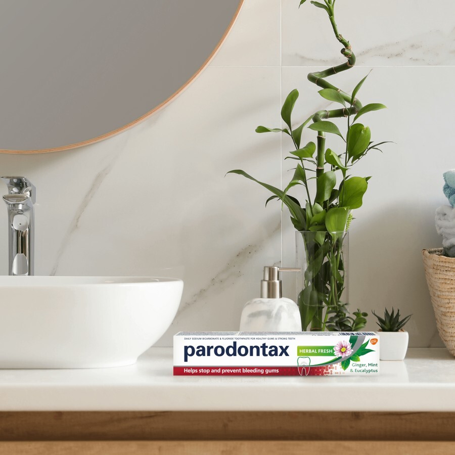 Зубная паста Parodontax Свежесть трав, 75 мл: цены и характеристики