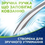 Зубна щітка Aquafresh Екстремальне очищення середня 1+1: ціни та характеристики