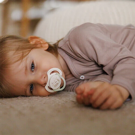 BabyOno, пустышка, от 18 месяцев, симметричная, силикон, бежевый/коричневый, 2 штуки: цены и характеристики