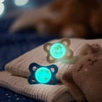 MAM Original Night, пустышка, 2-6 месяцев, силикон, ортодонтическая, светящаяся в темноте, Planet Love, мальчик, 2 штуки: цены и характеристики