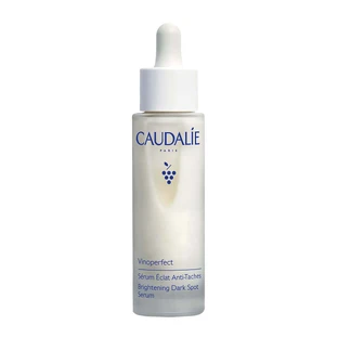 Caudalie Vinoperfect сыворотка, осветляющая пятна, 50 мл + The des Vignes, гель для душа, 200 мл бесплатно