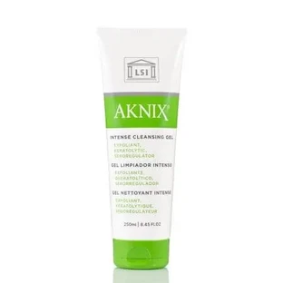 Гель для інтенсивного очищення обличчя Aknix, 250 мл, Life Science Investments