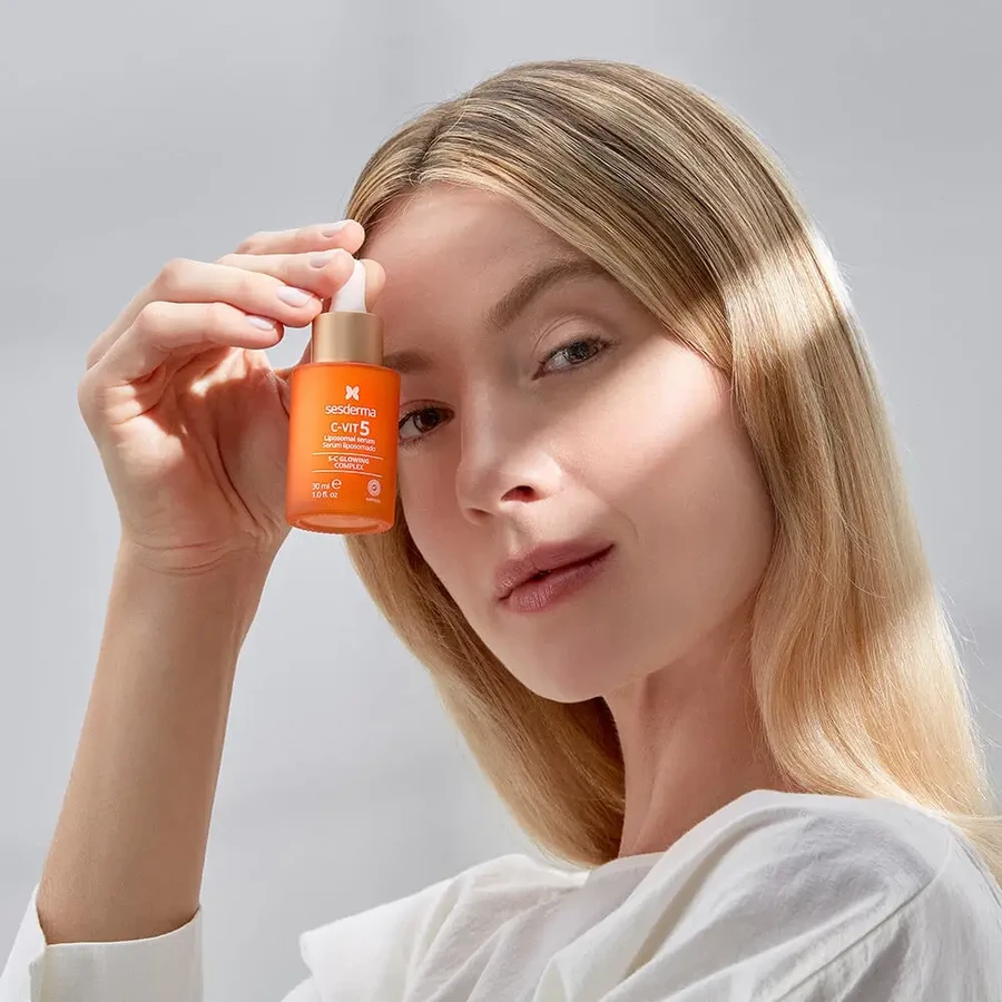 Набір Sesderma C-Vit 5, ліпосомальна сироватка для обличчя, 30 мл + сироватка для обличчя, 1,5 мл х 10 ампул: ціни та характеристики