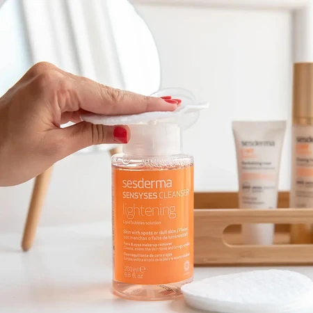 Набір Sesderma C-Vit, зволожуючий крем для обличчя, 50 мл + засіб для зняття макіяжу з втомленої та тьмяної шкіри, 200 мл: ціни та характеристики