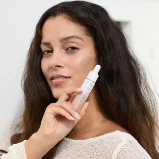 Gosh Dewy Foundation Drops, тональний крем-краплі з ефектом сяйва, SPF 15, 004 Fair, 12 мл