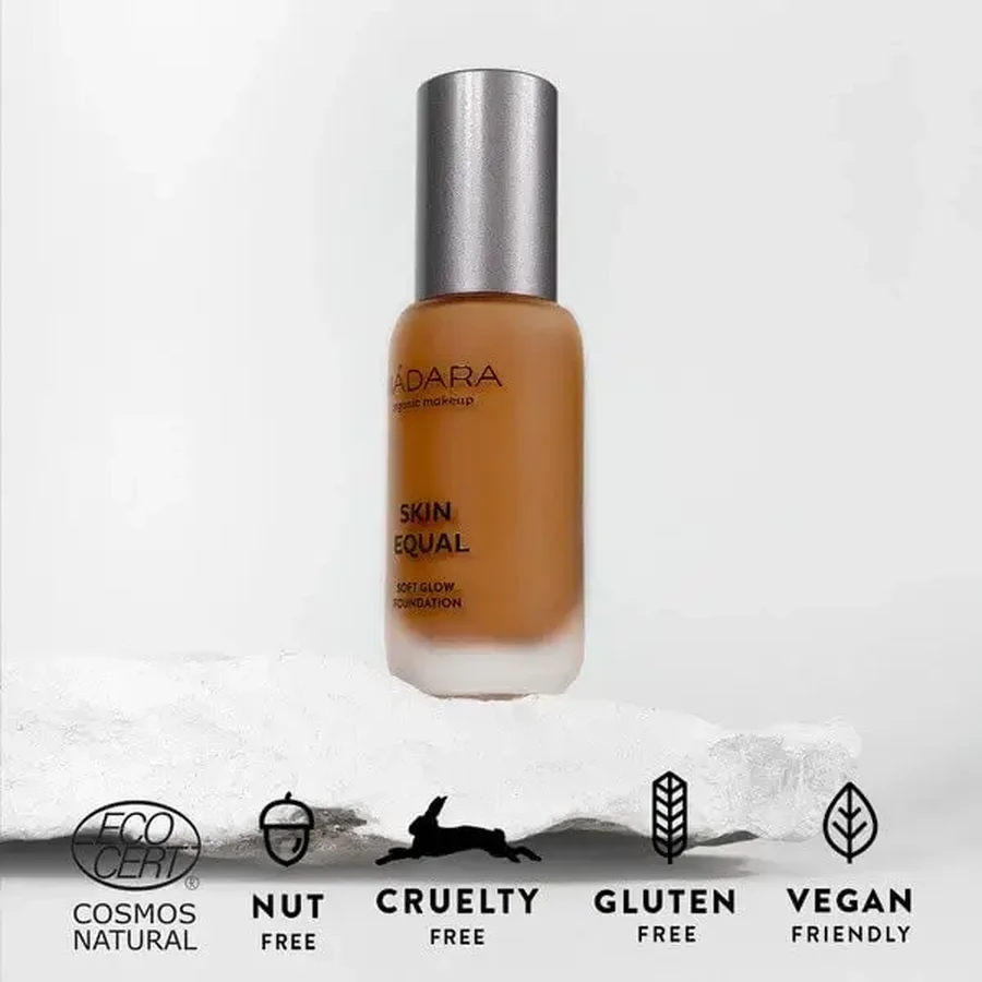 Madara Skin Equal, Soft Glow Foundation SPF15, тональний крем, відтінок Chesnut 90, 30 мл: ціни та характеристики