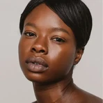 Madara Skin Equal, Soft Glow Foundation SPF15, тональний крем, відтінок Chesnut 90, 30 мл: ціни та характеристики