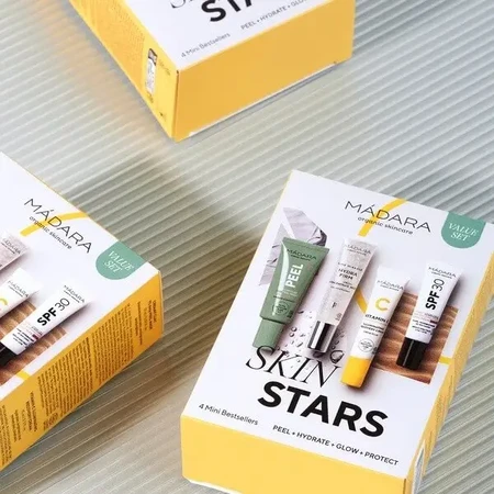 Набір Madara Skin Stars 4 Mini Bestseller Set: маска, 17 мл + зволожувальне сироватка, 15 мл + крем з вітаміном С, 15 мл + крем проти зморшок, 10 мл: ціни та характеристики