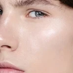 Madara Luminous Perfecting Concealer, консилер, оттенок Latte 25, 4 мл: цены и характеристики