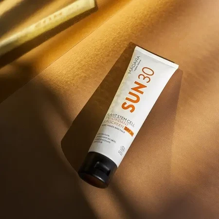 Madara Plant Stem Cell Antioxidant Body Sunscreen SPF30, сонцезахисний крем, 100 мл: ціни та характеристики