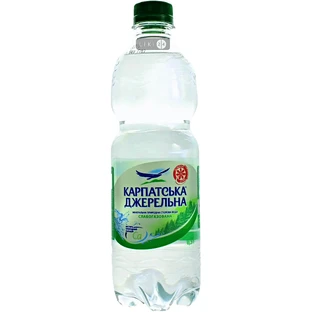 Вода минеральная Карпатська Джерельна природная столовая слабогазированная 0.5 л