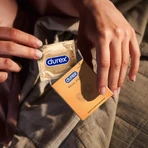 Презервативи з синтетичного латексу з силіконовою змазкою DUREX® Real Feel (натуральні відчуття), З шт. (безлатексні): ціни та характеристики