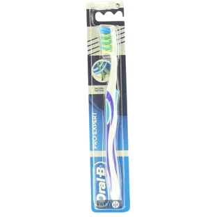 Зубна щітка Oral-B Pro-Expert Екстрачищення середньої жорсткості