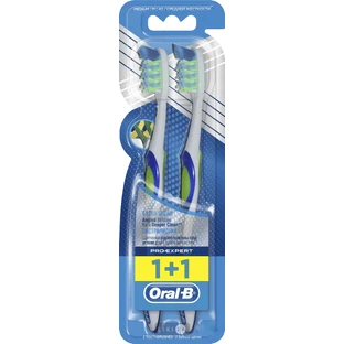Набор зубных щеток Oral-B 1+1 Pro-Expert Экстрачистка средней жесткости