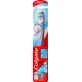 Зубная щетка Colgate 360° Межзубная чистка средней жесткости