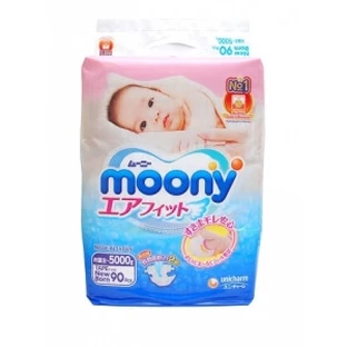 Детские подгузники Moony NB до 5 кг 90 шт