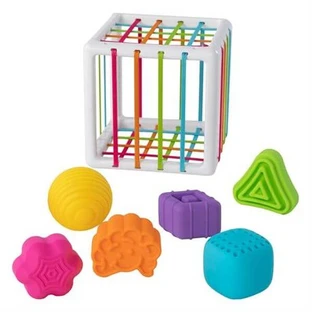 Розвиваюча іграшка Fat Brain Toys Куб-сортер зі стінками-шнурочками InnyBin