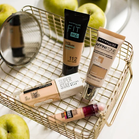 Консілер світлий бежевий Instant Eraser Multi-Use Concealer 07 Sand, 6.8 мл, Maybelline New York: ціни та характеристики