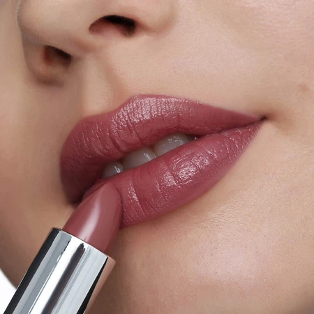 Помада для губ зволожуюча Luxury Moisturizing Lipstick 404, Lamel: ціни та характеристики