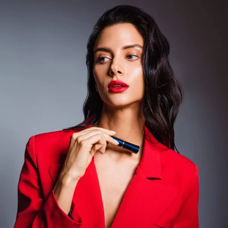 Помада д/губ Lady Marmelade105, Color Me: цены и характеристики