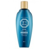 Шампунь для объёма Daeng Gi Meo Ri Glamorous Volume Shampoo 145ml
