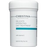 Делікатний зволожуючий денний лікувальний крем з вітаміном Е для нормальної і сухої шкіри Christina Delicate Hydrating Day Treatment 250ml