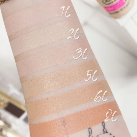 Тональна основа Essence Insta Perfect Liquid Makeup матовий ефект, водостійка, 30 Funny Ivory, 30 мл: ціни та характеристики