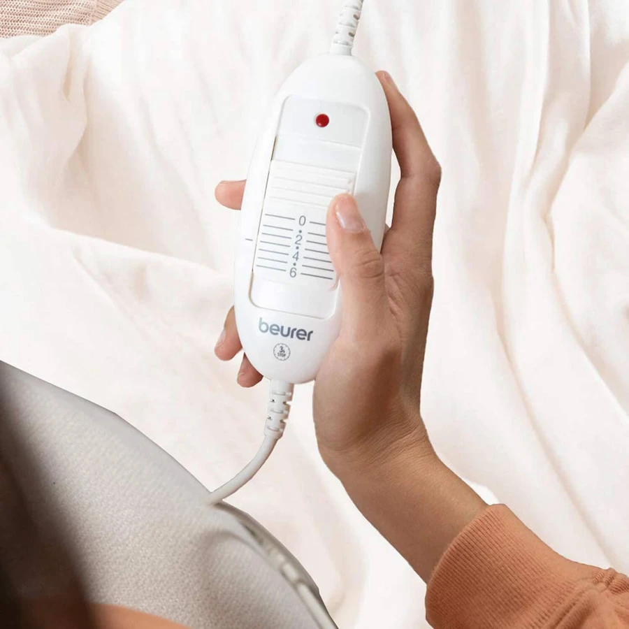 Одеяло с обогревом Beurer модель HD 75 White: цены и характеристики