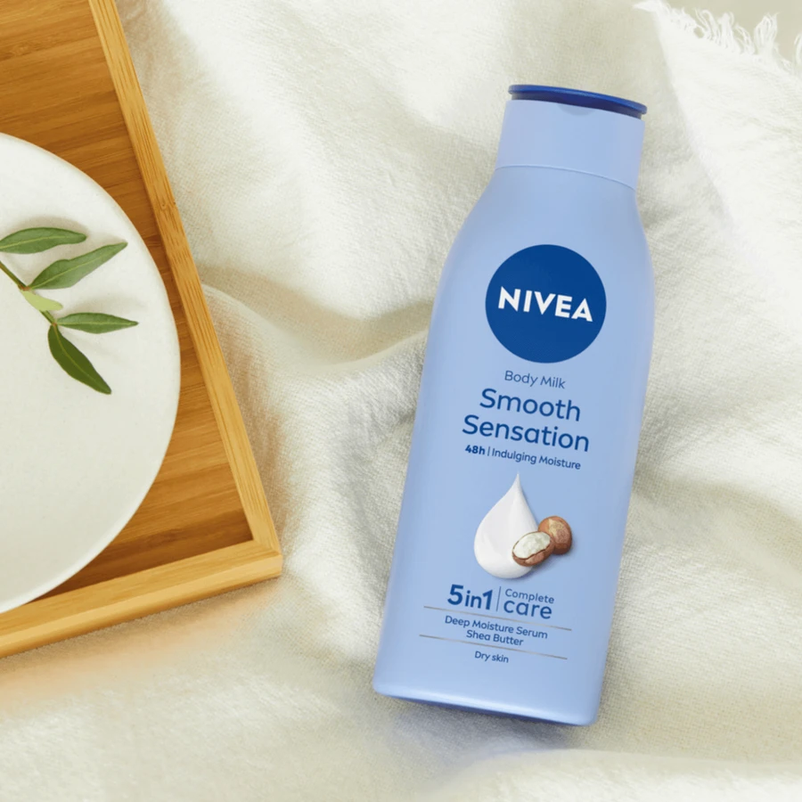 Nivea Лосьйон для душу "Турботлива мить", крем-догляд, 250 мл + Лосьйон для шкіри, розгладжуючий, 250 мл: ціни та характеристики