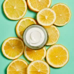 Garnier Skin Naturals Щоденний освітлювальний догляд з вітаміном С 50 мл: ціни та характеристики