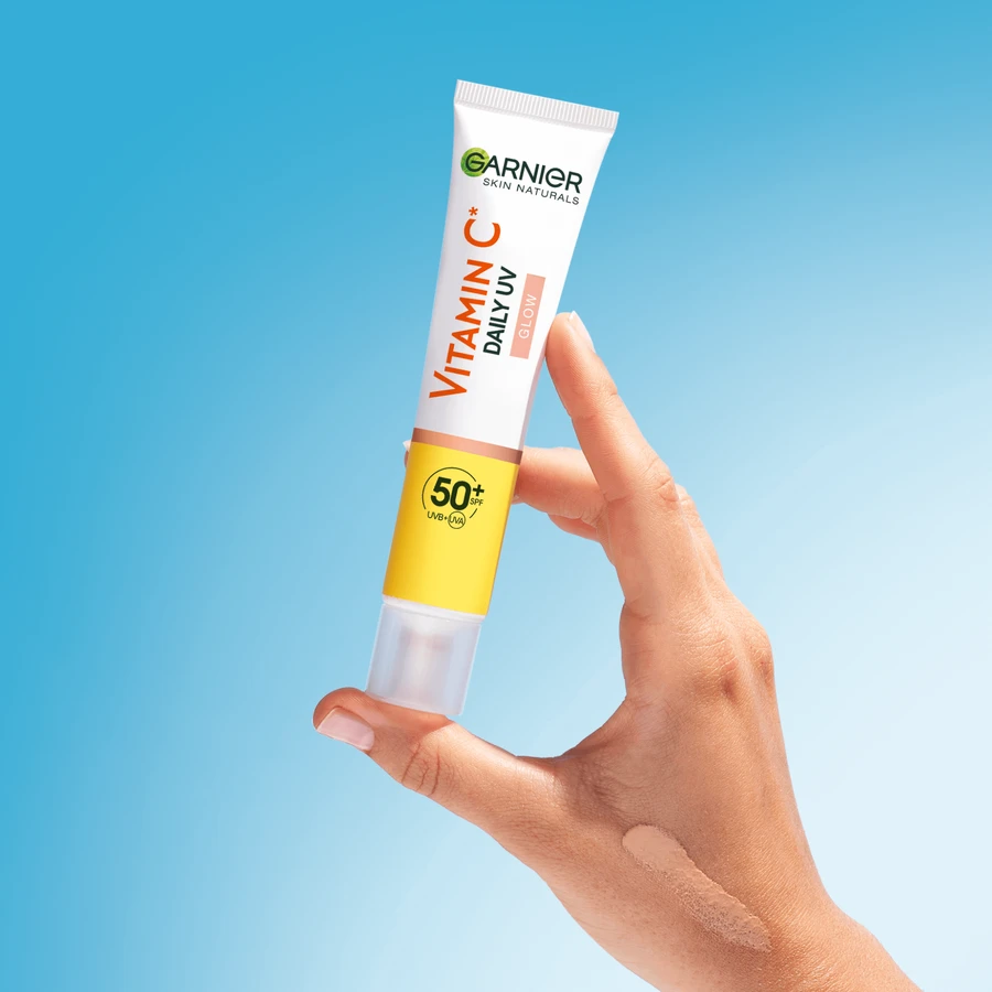 Garnier Skin Naturals Вітамін C Денний освітлюючий УФ-флюїд SPF 50+ сяйво, 40 мл: ціни та характеристики