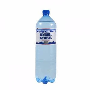 Вода мінеральна Поляна Купель слабогазована 1.5 л