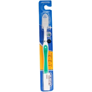 Зубна щітка Oral-B 3 Effect Natural Fresh середньої жорсткості