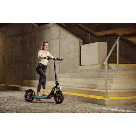 LAMAX eLander SA50: ціни та характеристики
