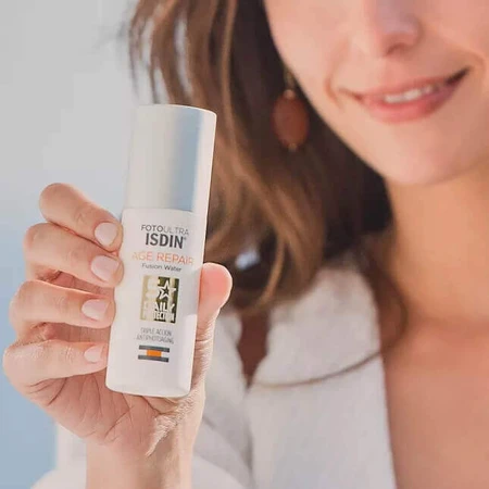 Солнцезащитный флюид Isdin Fusion Water Age Repair SPF 50, 50 мл: цены и характеристики