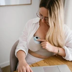 BabyOno Megan, електричний молоковідсмоктувач, стиль метелика, не потребує рук: ціни та характеристики