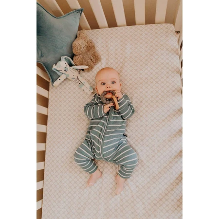 Jellystone Designs Moon Teether, зеленый: цены и характеристики