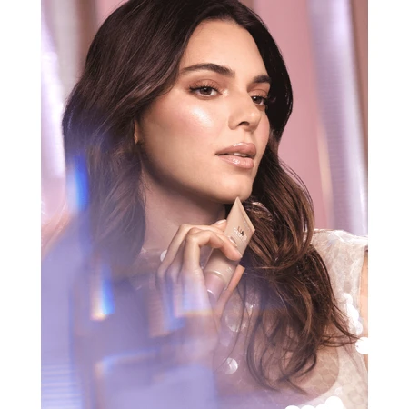 Лосьйон-хайлайтер L'Oréal Paris Lumi Glotion 904 Deep Glow Blush, 40 мл: ціни та характеристики