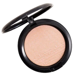 Освітлювач, MAC, Extra Dimension, пелюстковий металік, чорна упаковка, 9 г