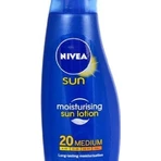 Nivea Sun Moisturizing Tanning Lotion OF20 1×200 мл, зволожуючий лосьйон для засмаги: ціни та характеристики
