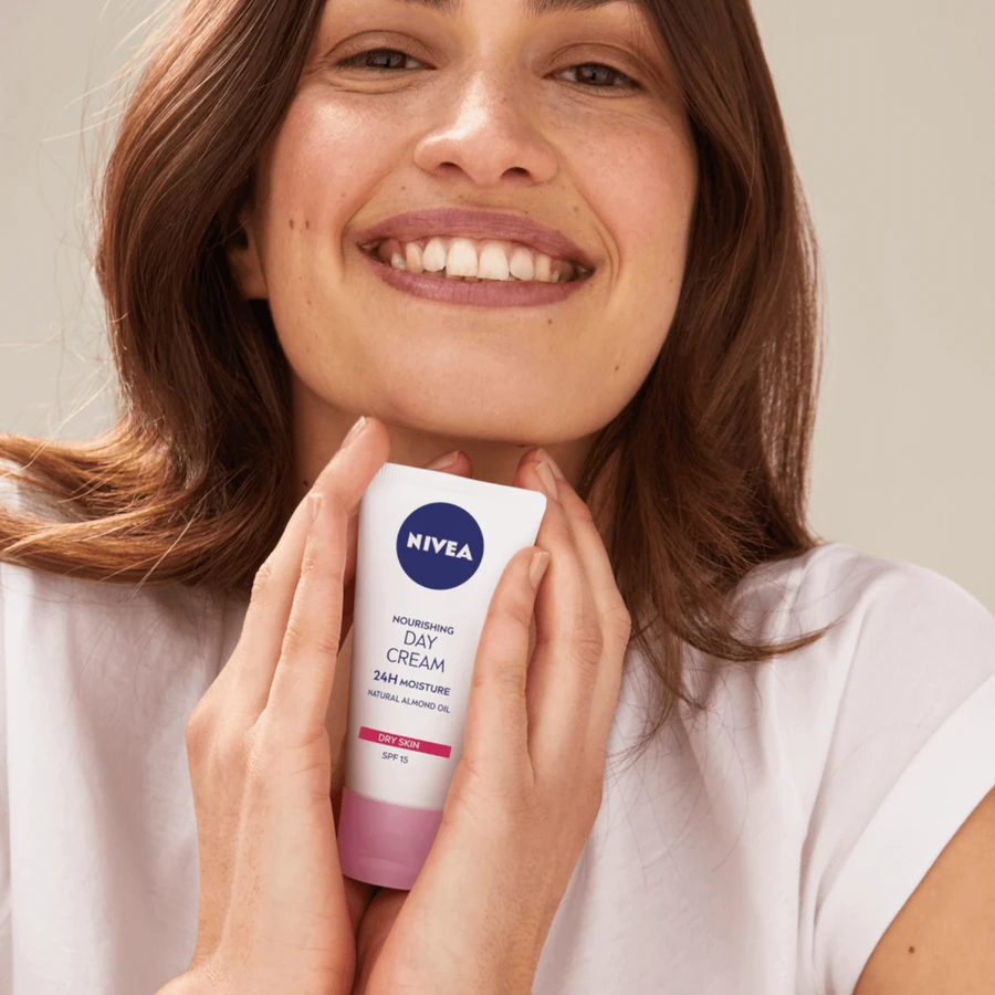 Nivea, Essentials, Крем для обличчя spf, 50 мл: ціни та характеристики