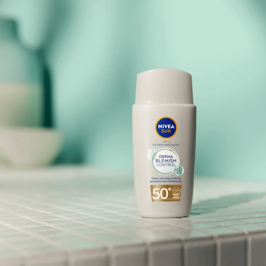 Флюїд для обличчя Nivea Sun Derma Blemish Control SPF50+, 40 мл: ціни та характеристики