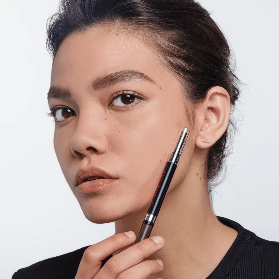 L'Oréal Paris 12H Infaillible brows 12H definer 5.0 Light Brunette карандаш для бровей, 1 г: цены и характеристики