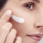 Набор Nivea Cellular Luminous 630, дневной крем, SPF 50, 40 мл + сыворотка для лица против пигментации, 30 мл: цены и характеристики