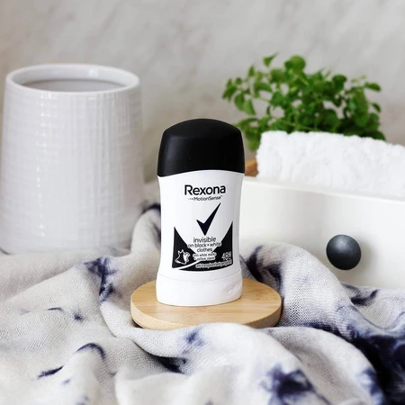 Твердий дезодорант Rexona Invisible on Black + White 40 мл: ціни та характеристики