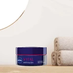 Нічний зміцнюючий крем проти зморшок Nivea Vital, 50 мл: ціни та характеристики