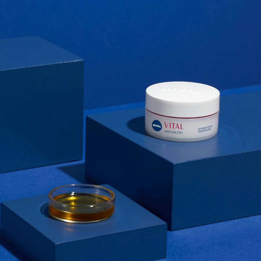 Nivea Vital Антивіковий денний крем SPF15, 50 мл: ціни та характеристики