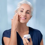 Nivea Vital Soja Антивозрастной укрепляющий дневной крем, зрелая кожа, SPF 30, 50 мл: цены и характеристики