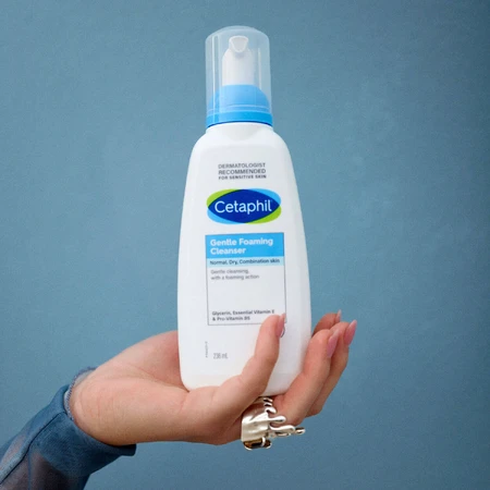Cetaphil, пінка для вмивання обличчя легка, для нормальної, сухої та комбінованої шкіри, 236 мл ЗАБРУДНЕНА УПАКОВКА: ціни та характеристики